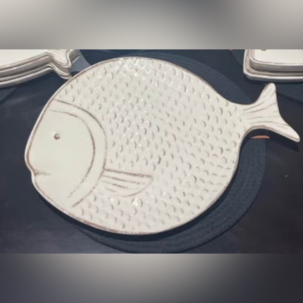 Sigrid Olsen Home Melamine Fish Serving Platter - Picture 4 of 7